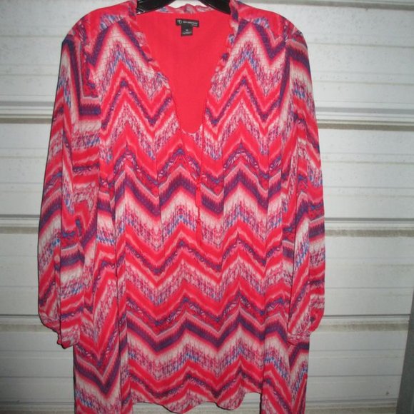1X Plus Size Womens Red Chevron Print Tunic Top Blouse Shirt colorful! - Picture 1 of 2
